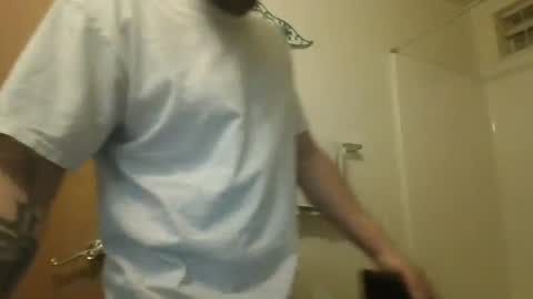 Snapshot of josephung1 chatting on January 8, 8:27 am sissy josphine online show from January 8, 8:27 am