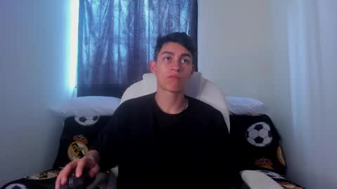 Josh online show from December 15, 3:31 pm