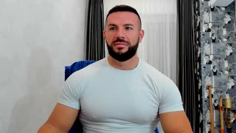 joshuamuscle69 online show from November 16, 7:32 am