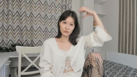 Hi i am Dana Welcome to my room online show from December 3, 12:34 pm