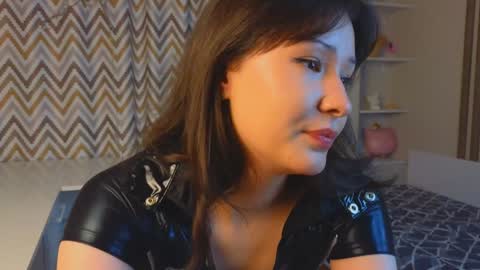 Hi i am Dana Welcome to my room online show from January 13, 6:38 pm