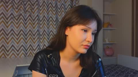 Hi i am Dana Welcome to my room online show from January 13, 3:36 pm