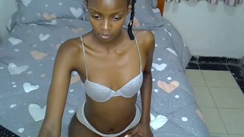 joyous_kay online show from October 19, 10:36 pm