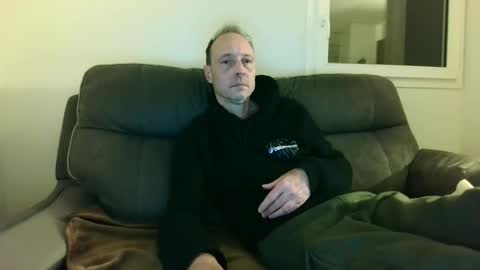 Snapshot of jpf421 chatting on March 8, 6:47 pm exhib248 online show from March 8, 6:47 pm