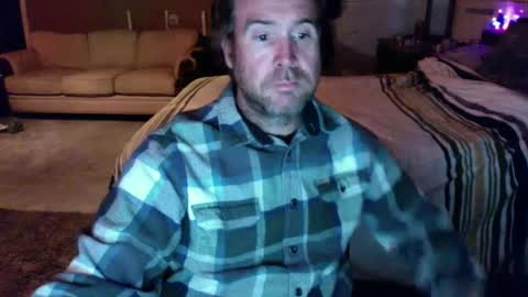jrainfall2002 online show from December 7, 6:48 am