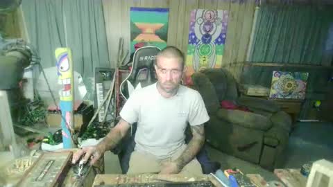 jrizzle1111 online show from October 6, 5:03 am