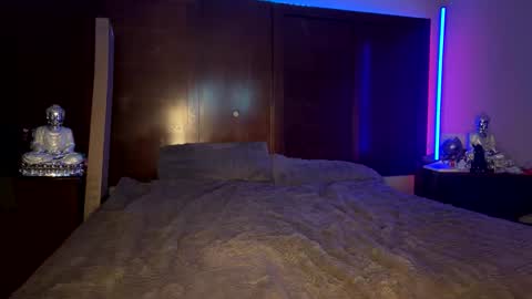 jrrichforever online show from March 27, 2:28 am