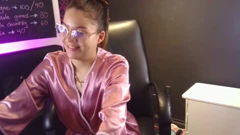 Snapshot of jsneiidy_ath chatting on February 16, 5:15 am Josneidy Jos online show from February 16, 5:15 am