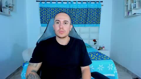 Juan online show from January 26, 3:17 am
