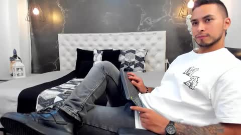 juan_muscle online show from November 27, 2:52 am