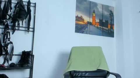 Juan Esteban online show from October 30, 5:35 pm