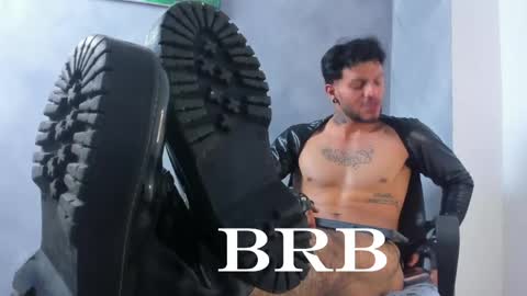 Juan Esteban online show from April 19, 8:37 am