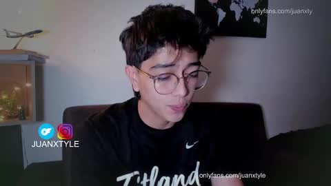 . online show from October 5, 11:01 pm