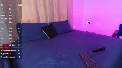 Blue online show from September 26, 5:21 pm