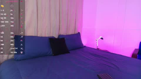 Blue online show from September 29, 4:39 pm