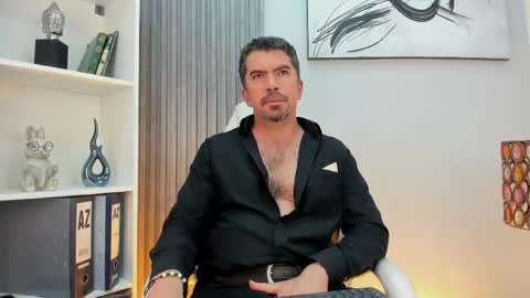 Juan k online show from June 9, 4:01 am