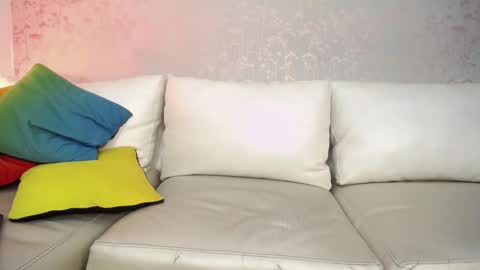 Juan k online show from September 25, 3:30 pm