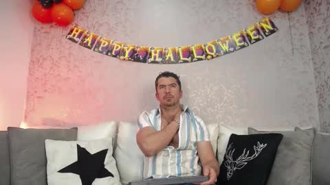 Juan k online show from October 7, 2:13 pm