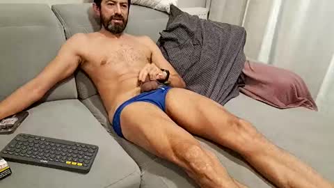 juanxxxo_ online show from October 31, 12:38 pm