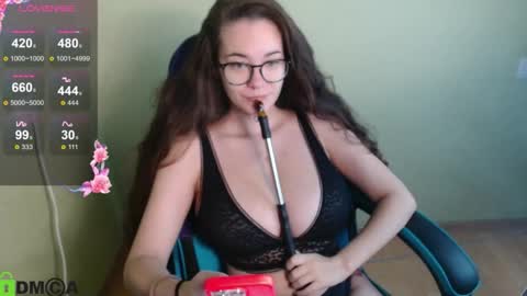 Judy Marbles online show from October 1, 7:07 am