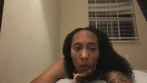 juicijazzi online show from September 26, 5:04 am