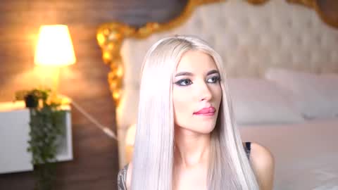 Snapshot of juicy_jessye chatting on February 25, 2:47 am Jessye online show from February 25, 2:47 am