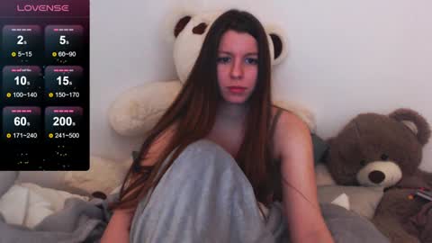 Snapshot of juicy_mystery chatting on December 22, 3:55 pm laura online show from December 22, 3:55 pm