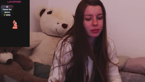 Snapshot of juicy_mystery chatting on January 24, 11:12 pm laura online show from January 24, 11:12 pm