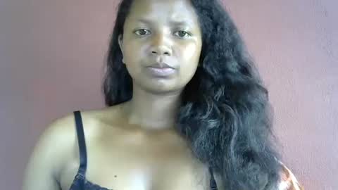 stellah online show from February 21, 9:13 am