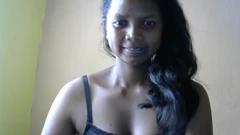 stellah online show from February 4, 10:43 am