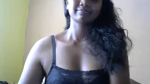 stellah online show from February 3, 11:31 am