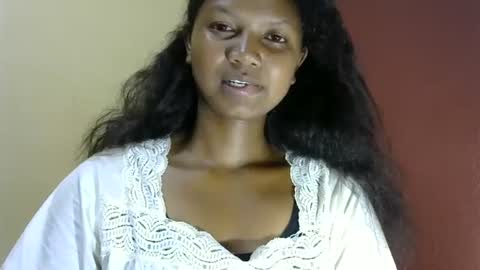 stellah online show from February 18, 3:21 am