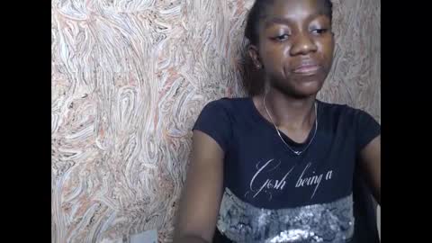 queen online show from February 12, 3:49 pm