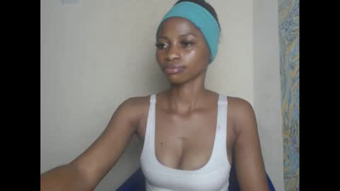 Snapshot of juicypiexx chatting on February 15, 2:58 am juicypiexx online show from February 15, 2:58 am