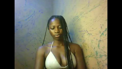 Snapshot of juicypiexx chatting on September 21, 1:31 am juicypiexx online show from September 21, 1:31 am