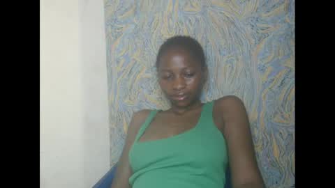 Snapshot of juicypiexx chatting on March 7, 3:19 am juicypiexx online show from March 7, 3:19 am