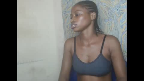 Snapshot of juicypiexx chatting on February 27, 4:24 am juicypiexx online show from February 27, 4:24 am