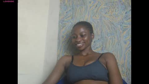 Snapshot of juicypiexx chatting on March 10, 11:49 pm juicypiexx online show from March 10, 11:49 pm