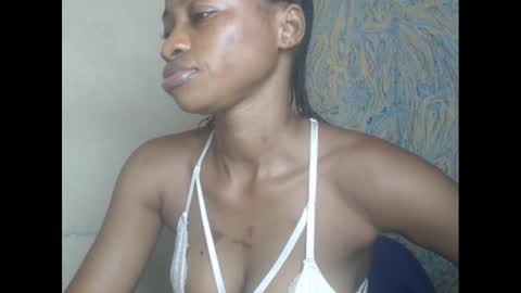 Snapshot of juicypiexx chatting on February 20, 11:54 pm juicypiexx online show from February 20, 11:54 pm