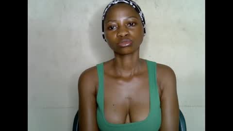Snapshot of juicypiexx chatting on March 7, 10:13 am juicypiexx online show from March 7, 10:13 am