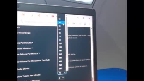 juicyxxxboobs online show from October 16, 10:19 pm