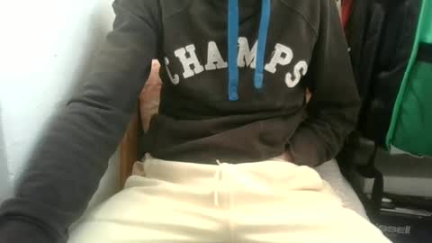 Snapshot of juju78juju chatting on March 6, 7:47 am juju78juju online show from March 6, 7:47 am