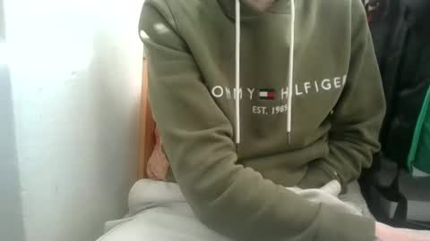 Snapshot of juju78juju chatting on February 28, 8:09 am juju78juju online show from February 28, 8:09 am
