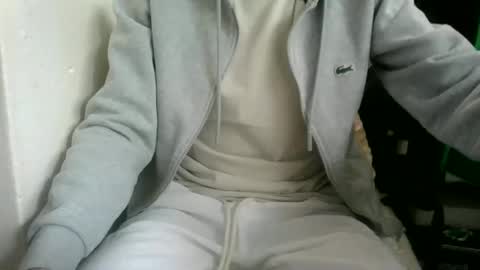 Snapshot of juju78juju chatting on March 12, 9:02 am juju78juju online show from March 12, 9:02 am
