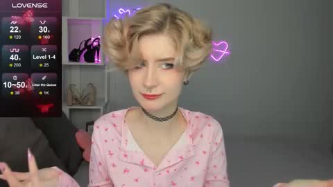 Jules online show from October 10, 12:38 am