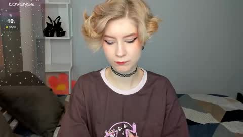 Jules online show from September 26, 1:57 am