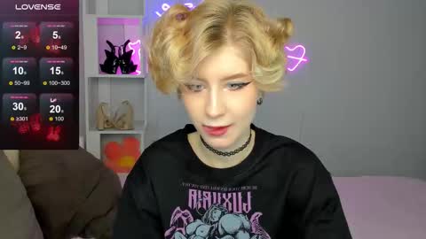 Jules online show from October 3, 12:31 am