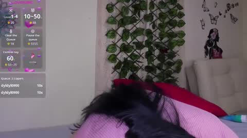 Juli online show from September 25, 9:00 pm