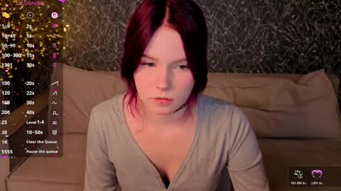 Julia online show from April 5, 1:02 am