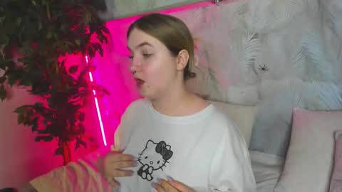 Julia Jips online show from November 4, 2:13 am